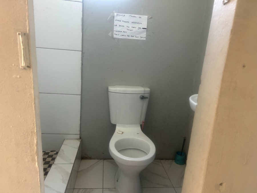6 Bedroom Property for Sale in Quigney Eastern Cape